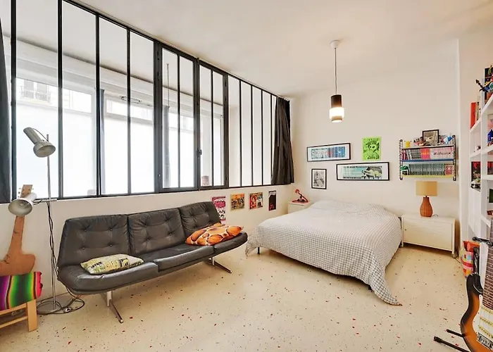 Spacious Vintage Duplex Flat - Gare Du Nord Appartement Paris