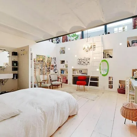 Spacious Vintage Duplex Flat - Gare Du Nord 아파트
